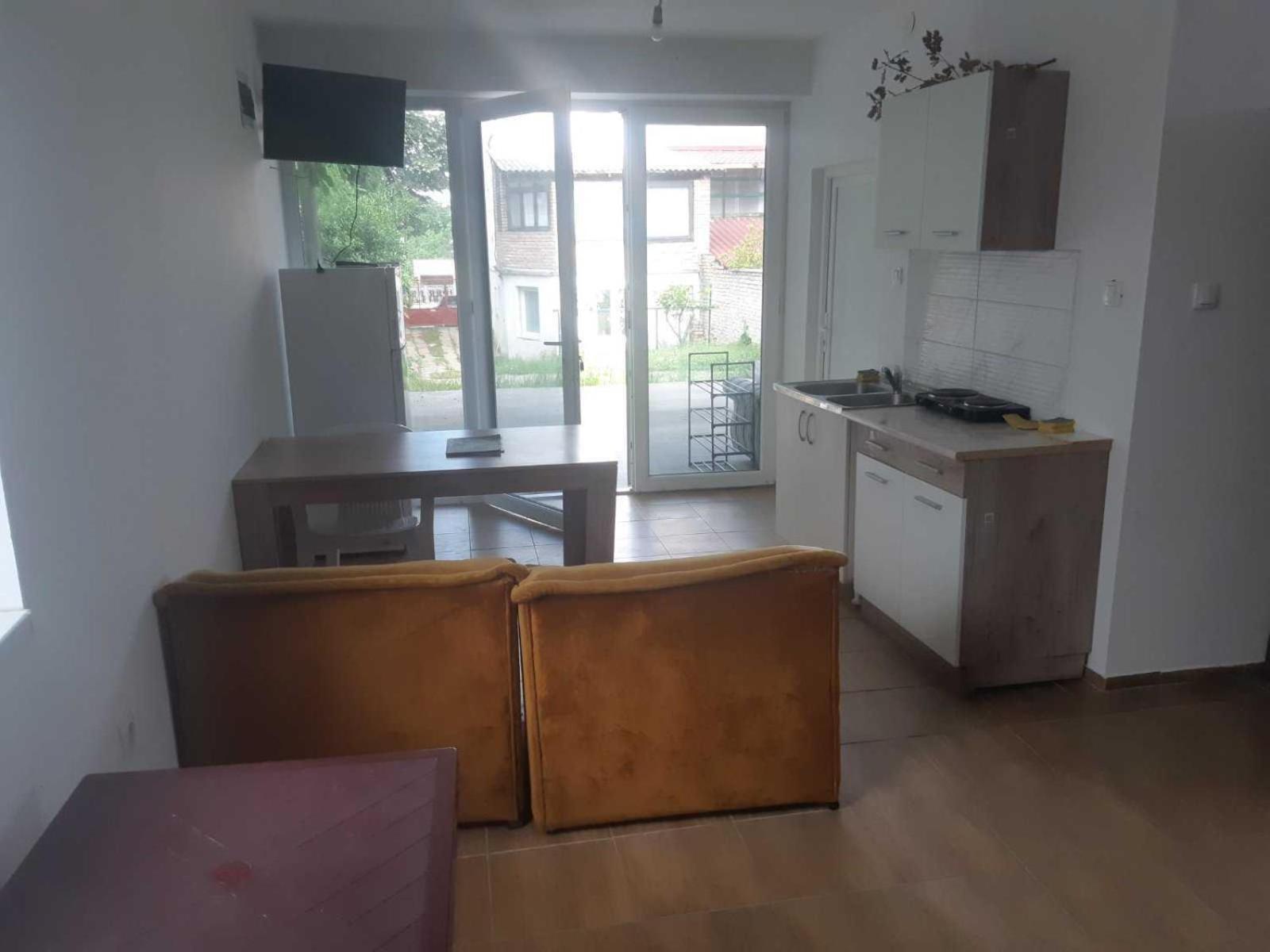 Apartman Novi Sad - Apartment Novi Sad Sremska Kamenica Exteriör bild